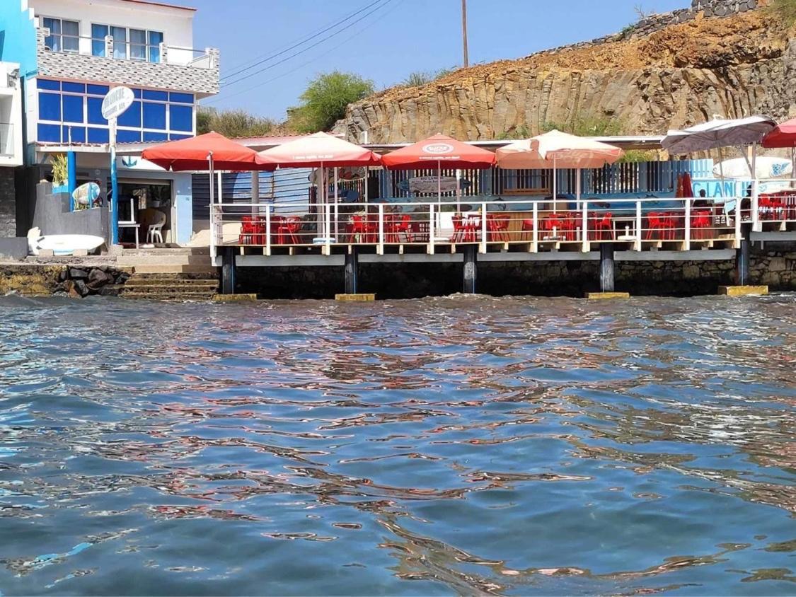 Suite Big Lanche Praia Baixo Εξωτερικό φωτογραφία